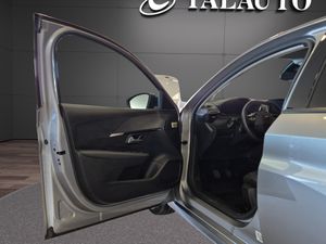 Peugeot 208 Allure Gasolina 100 S&S 6 Vel. MAN  - Foto 22