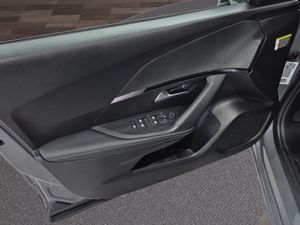 Peugeot 2008 Allure Gasolina 100 S&S 6 Vel. MAN  - Foto 15