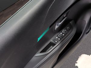 Peugeot 208 BlueHDi 73kW (100CV) Allure  - Foto 15