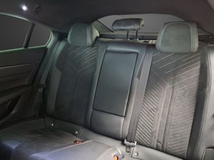 Peugeot 508 5P GT HYBRID 225 e-EAT8  - Foto 12