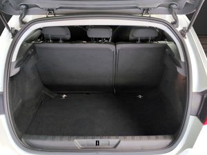 Peugeot 308 5P Active Pack BlueHDi 100 S&S  - Foto 12
