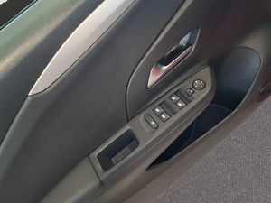 Opel Corsa 1.2T XHL 74kW (100CV) Edition  - Foto 21