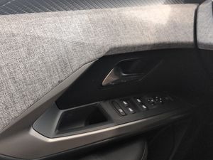Peugeot 3008 Hybrid 1.2 100KW Allure eDCS6  - Foto 16