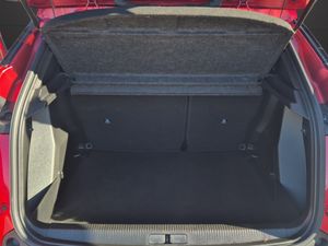 Peugeot 2008 Allure Gasolina 100 S&S 6 Vel. MAN  - Foto 20