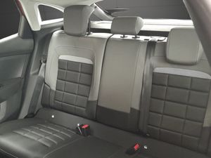 Citroën C4 Hybrid 145 ë-DCS6 Business Edition  - Foto 13