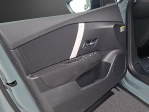 Citroën C4 Hybrid 145 ë-DCS6 Business Edition  - Foto 18