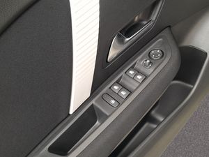 Citroën ë-C4 ë-C4 eléctrico 115kW 54kWh Plus  - Foto 21