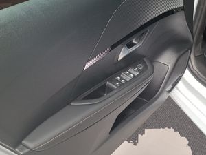 Peugeot 208 Allure Gasolina 100 S&S 6 Vel. MAN  - Foto 21