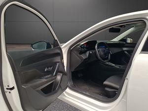 Peugeot 308 5P Active Pack BlueHDi 130 S&S EAT8  - Foto 22