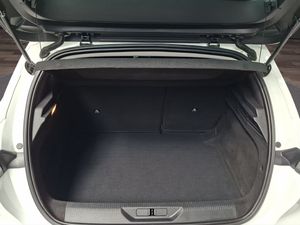 Peugeot 308 5P Active Pack BlueHDi 130 S&S EAT8  - Foto 16