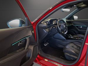 Peugeot 2008 GT BlueHDI 130 S&S EAT8  - Foto 22