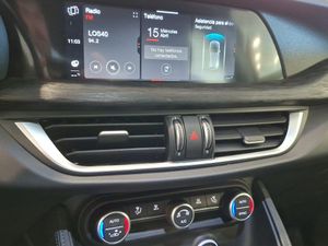 Alfa Romeo Stelvio 2.2 Diesel 140kW (190cv) SPRINT AWD  - Foto 20