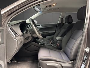 Hyundai Tucson 1.6 GDi BlueDrive Klass Nav 4x2  - Foto 11