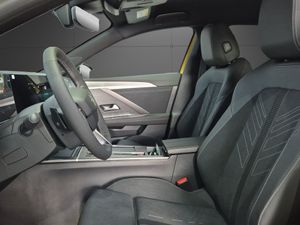Opel Astra 1.2T XHT Hybrid 107kW Ultimate eDCT6  - Foto 10