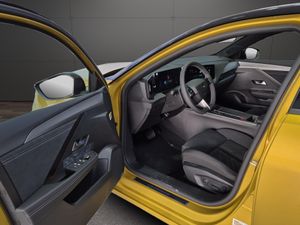 Opel Astra 1.2T XHT Hybrid 107kW Ultimate eDCT6  - Foto 11
