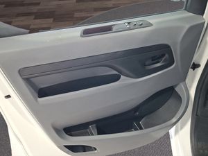 Peugeot Expert FURGON PRO BHDI 120cv S&S 6vel MAN STANDARD FURGON PRO BHDI 120cv S&S 6vel MAN STANDARD  - Foto 19