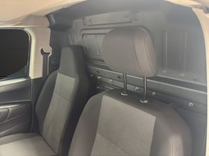 Peugeot Partner PRO STANDARD 600 Kg BLUEHDI 100cv S&S 6vel MAN  - Foto 12
