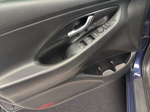 Hyundai i30 I30 5P TGDI 1.0 120CV TECNO MY19  - Foto 19