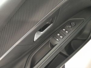 Peugeot 3008 1.2 PureTech 96KW S&S Allure Pack  - Foto 19