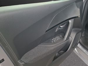 Peugeot 2008 N2008 Style Hybrid 110 eDCS6  - Foto 15