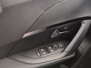 Peugeot 2008 N2008 Allure Hybrid 110 eDCS6  - Foto 16