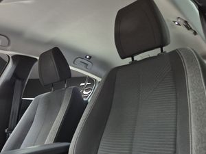 Peugeot 308 5P Active Pack BlueHDi 130 S&S EAT8  - Foto 14