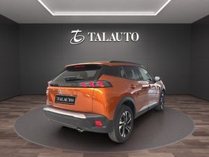 Peugeot 2008 Allure Pack BlueHDI 130 S&S EAT8  - Foto 6