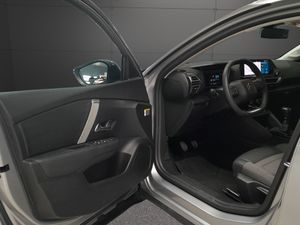 Citroën C4 PureTech 130 S&S 6v Feel Pack  - Foto 11