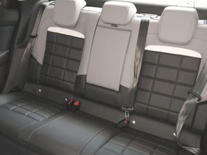 Citroën C4 X Hybrid 145 ë-DCS6 Max  - Foto 12