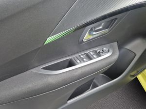 Peugeot 208 Active Puretech 100  - Foto 12