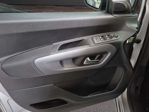 Opel Combo 100 Cv 1.5 Td S/S MT6 €6.4  - Foto 12