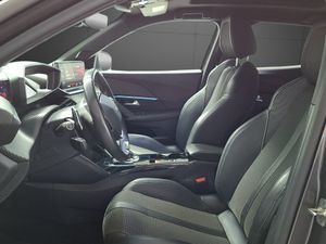 Peugeot 2008 GT BlueHDI 130 S&S EAT8  - Foto 11
