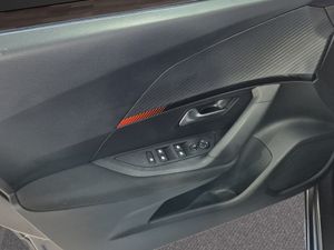 Peugeot 2008 Active Pack BlueHDI 81kW (110CV)  - Foto 20