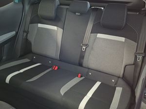 Opel Frontera 1.2T XHT Hybrid eDCT6 81kW GS  - Foto 16