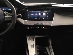Peugeot 308 5P Allure Hybrid PHEV 195 e-DCT7  - Foto 18