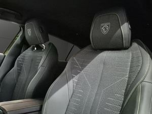 Peugeot 408 408 GT HYBRID 145 eDCS6  - Foto 19