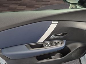 Citroën C4 Hybrid 145 ë-DCS6 Collection  - Foto 21