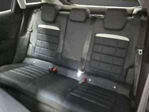 Citroën C4 Hybrid 145 ë-DCS6 Collection  - Foto 19