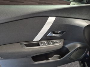 Citroën C4 Gasolina 130 S&S EAT8 Plus  - Foto 21