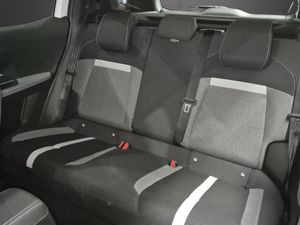 Opel Frontera 1.2T XHT Hybrid eDCT6 81kW GS  - Foto 14
