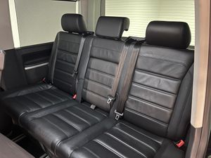 Volkswagen Multivan 2.0 TDI 204cv Dsg 4Motion Highline NACIONAL - Foto 12