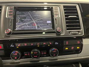 Volkswagen Multivan 2.0 TDI 204cv Dsg 4Motion Highline NACIONAL - Foto 17
