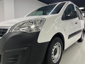 Peugeot Partner 1.6 HDI 100cv Tepee Active 5 Plazas  - Foto 2
