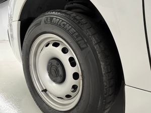 Citroën Berlingo Multiespace Live 1.6 BlueHDI 100cv 5 Plazas - Foto 30