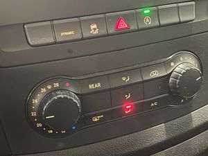 Mercedes Vito 114CDI 9G-Tronic Tourer Pro Larga 9 Plazas  - Foto 17