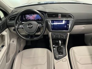 Volkswagen Tiguan Sport 2.0 TSI 190cv 4Motion DSG 7  -- NACIONAL -- - Foto 12