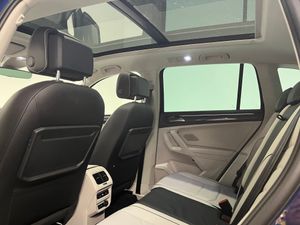 Volkswagen Tiguan Sport 2.0 TSI 190cv 4Motion DSG 7  -- NACIONAL -- - Foto 16