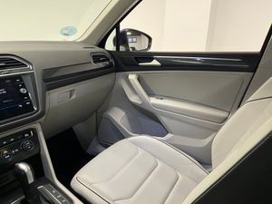 Volkswagen Tiguan Sport 2.0 TSI 190cv 4Motion DSG 7  -- NACIONAL -- - Foto 27