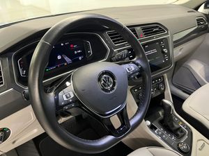 Volkswagen Tiguan Sport 2.0 TSI 190cv 4Motion DSG 7  -- NACIONAL -- - Foto 30