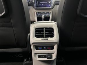 Volkswagen Tiguan Sport 2.0 TSI 190cv 4Motion DSG 7  -- NACIONAL -- - Foto 34